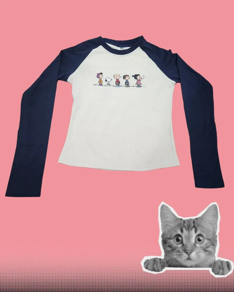 Crop top fitted longsleeve snoopy photo 1