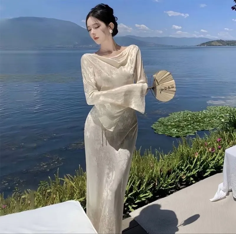 Elegant Satin Long Dress Cowl Neck Lengan Panjang photo 1