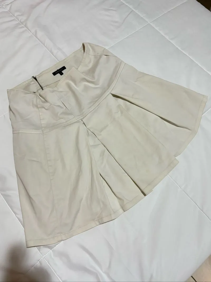 ROK PUTIH POLOS mini skort photo 1