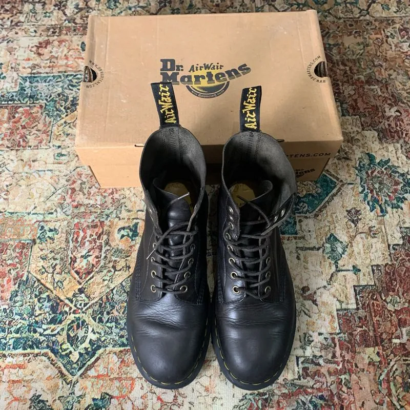 Sepatu boot dr martens 1461 Nappa leather  photo 1
