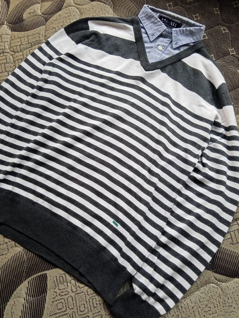 NII Striped Layered V-Neck sweater shirt photo 1