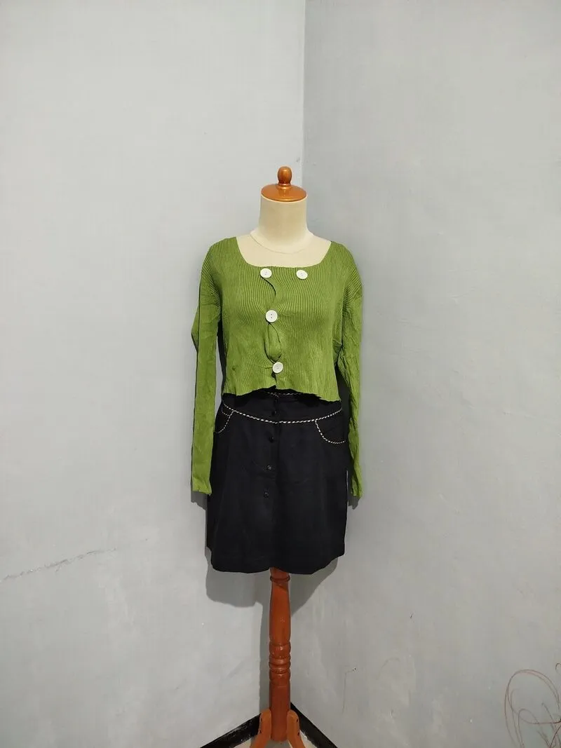 Cardigan Crop Cardigan Kancing  Knit Rajut Crop  photo 1