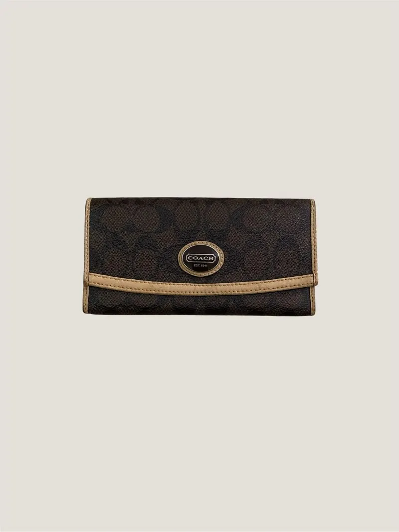 Coach long wallet photo 1