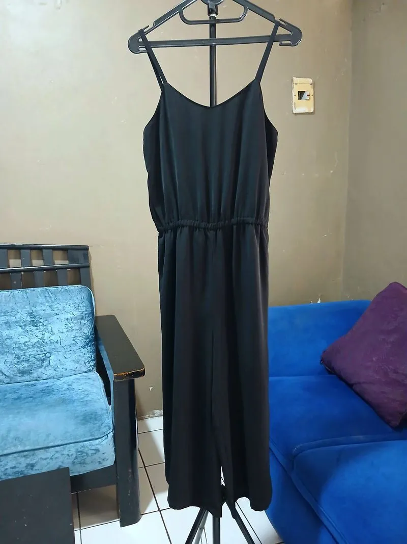 Jumpsuit hitam photo 1