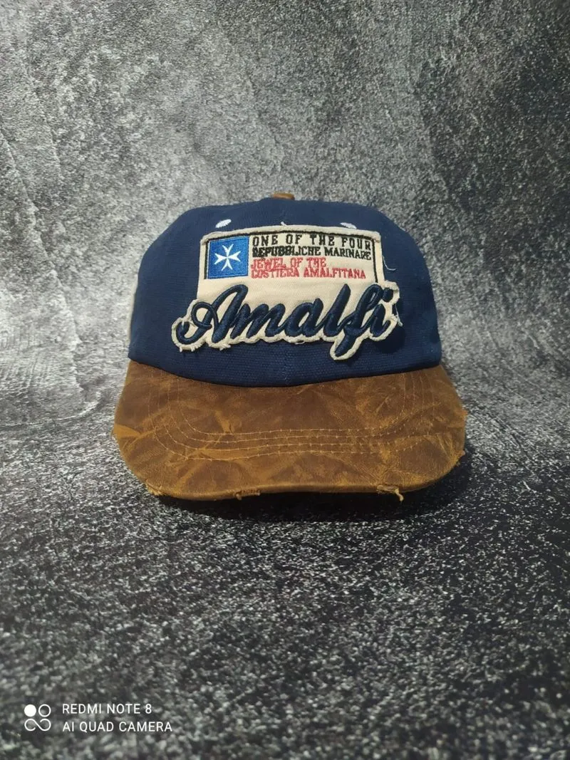 Topi ripped  photo 1
