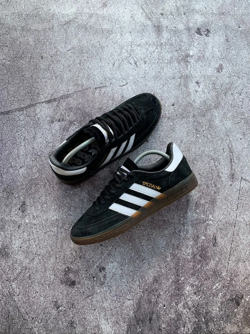 Adidas Spezial Handball Black White photo 1