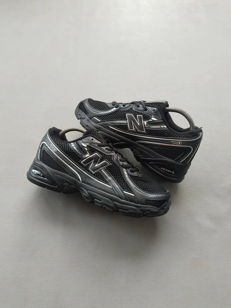 new balance 740 photo 1