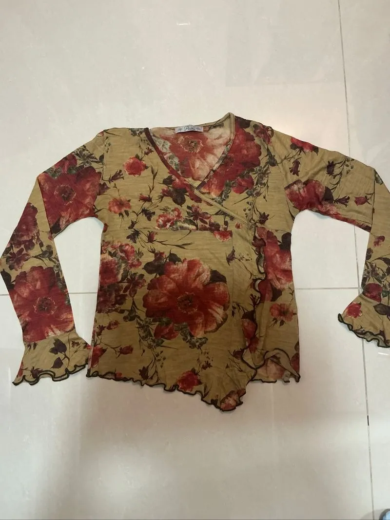 vintage floral long sleeve y2k lengan flare retro top photo 1