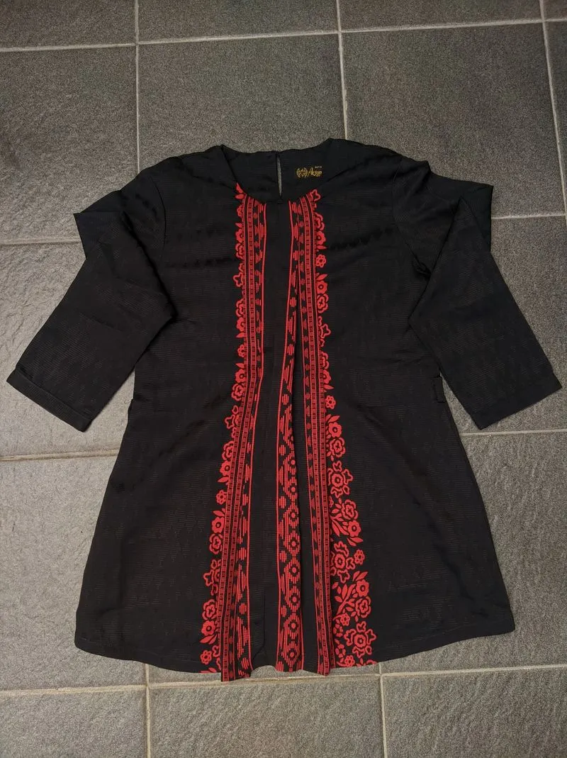Casual Batik Blouse Wanita red black photo 1