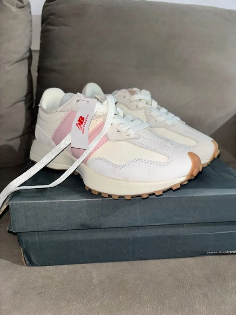 Sepatu NB WHITE PINK photo 1