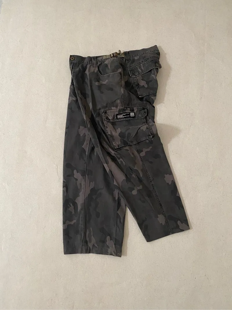 Fubu cargo pants camo  photo 1