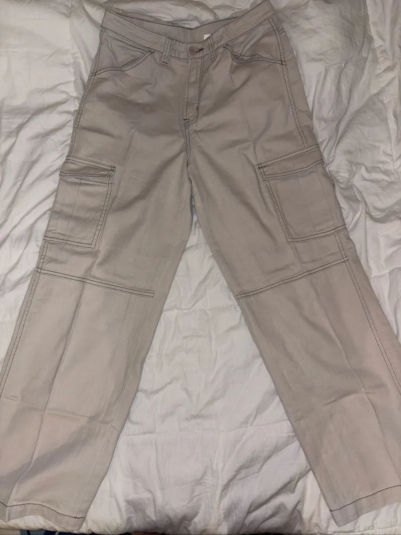 cargo trousers photo 1