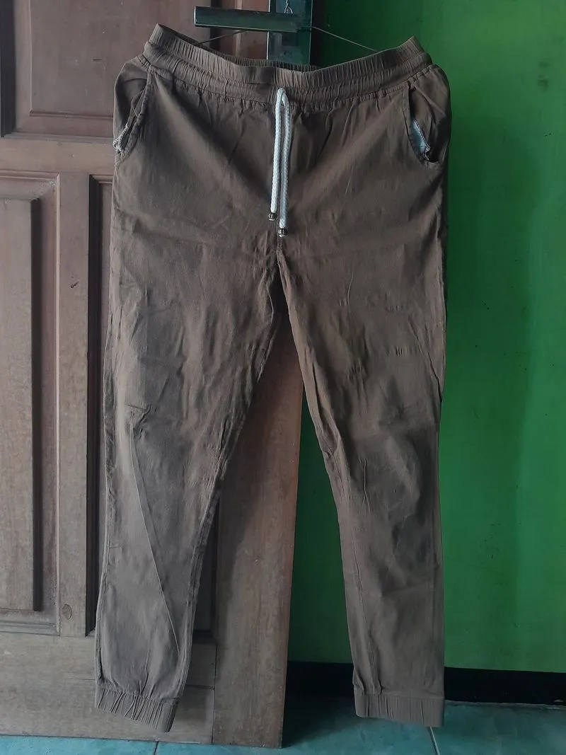 Celana jogger photo 1