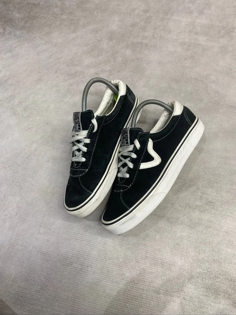 Vans epoch sport lx suede black white photo 1