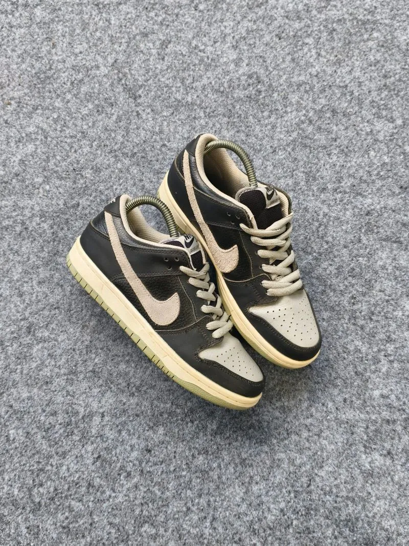 Nike sb dunk low shadow photo 1