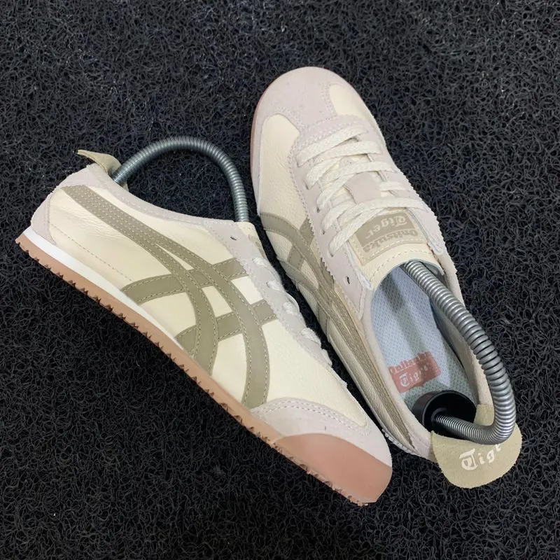 Onitsuka Tiger Streetwear Sneakers Pria tan cream photo 1