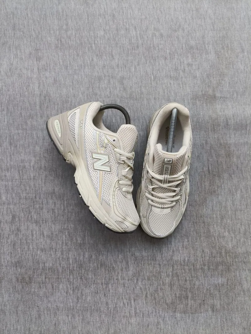 New Balance  photo 1
