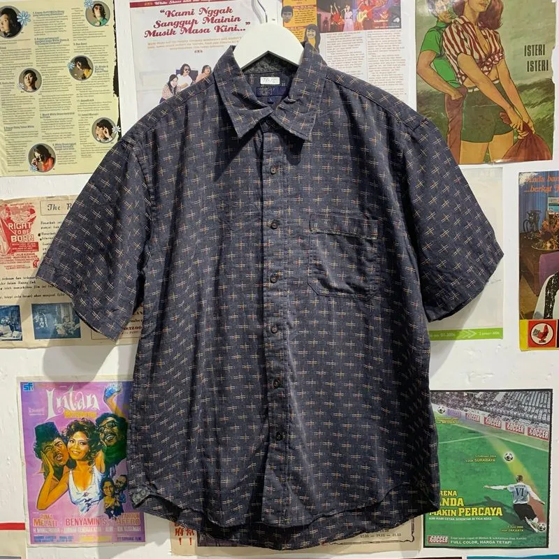 Kemeja navy lengan pendek motif  timbul japanese style photo 1