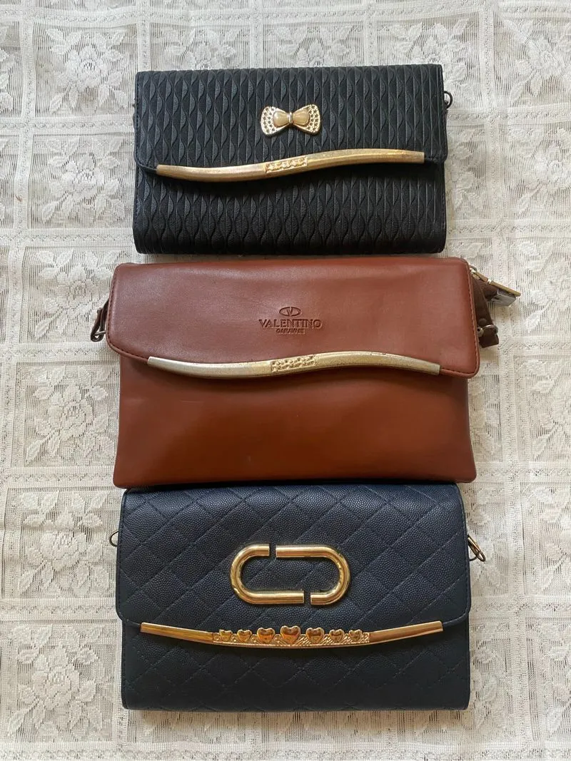 vintage envelope slingbag photo 1
