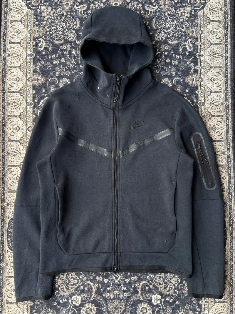 Black Nike Tech Zip Hoodie photo 1