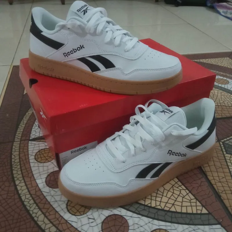 Sepatu Reebok BB 1000 size 10 US photo 1