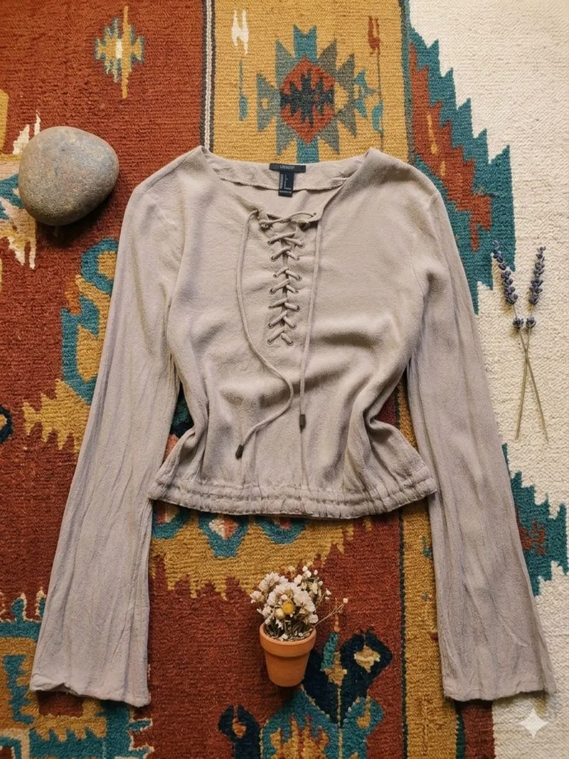 Forever 21 Fairy Y2K Crop top Wanita tan photo 1