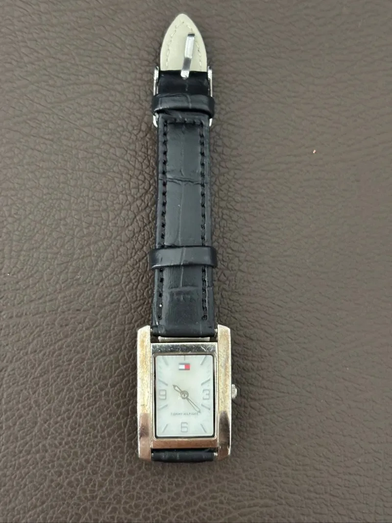 Jam Tommy Hilfiger tank  photo 1