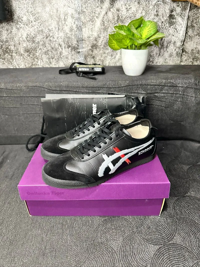 Onitsuka Tiger  photo 1