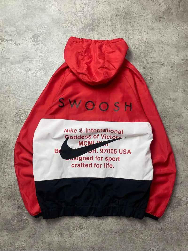 windbreaker nike swoosh photo 1