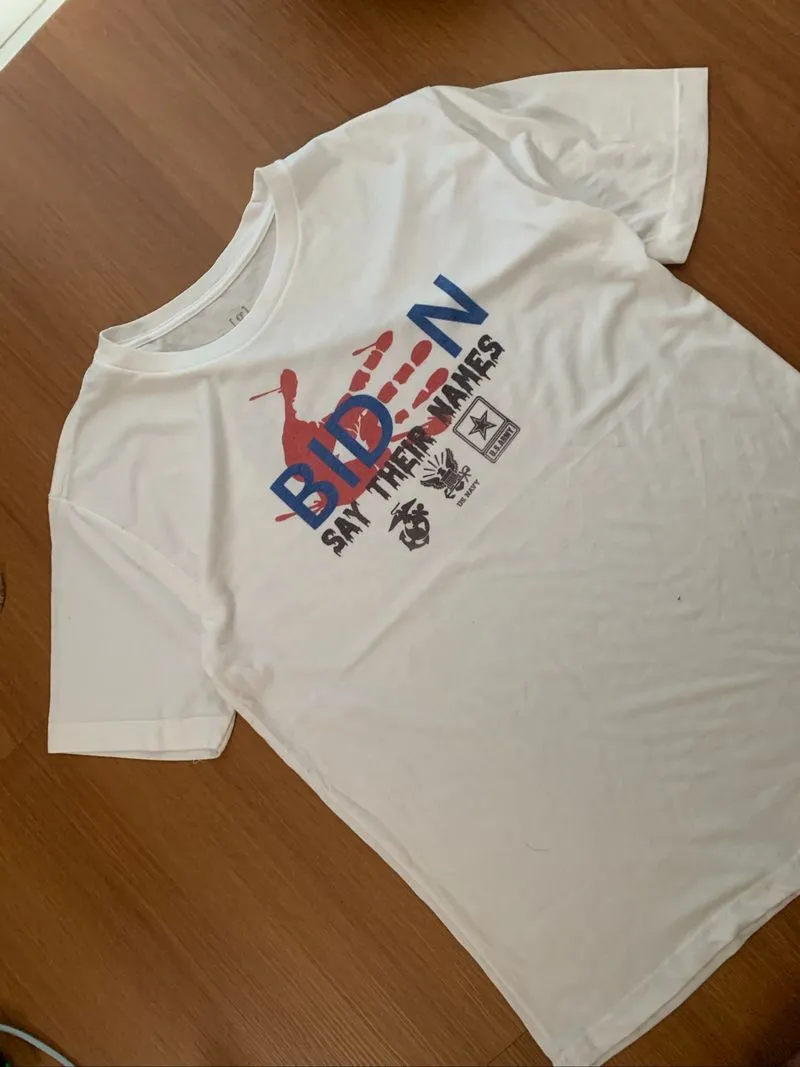 White tee marine photo 1