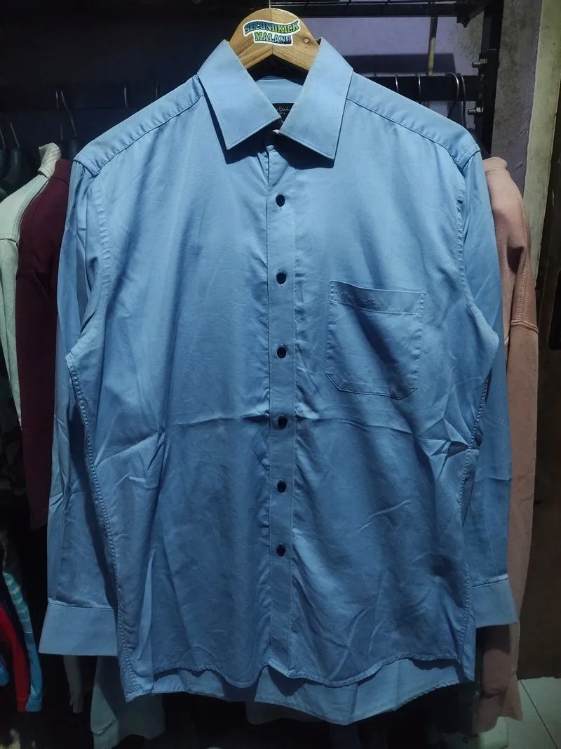 Kemeja Pierre Cardin photo 1