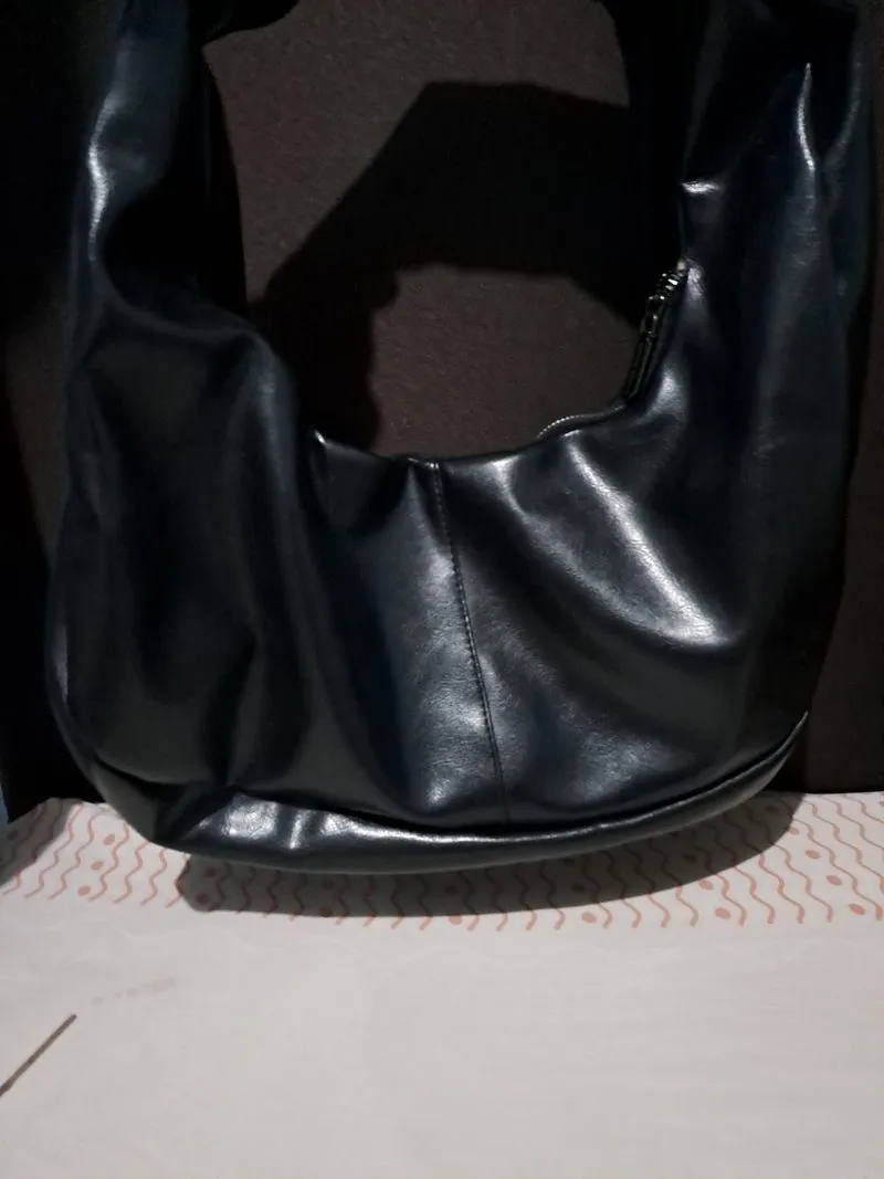 Handbag merk limited studio photo 1