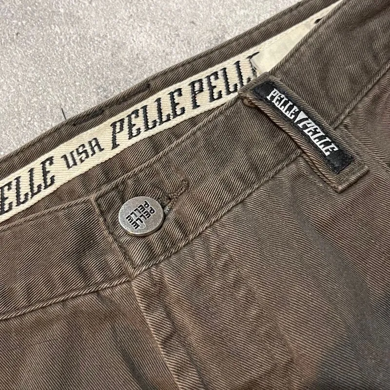 PellePelle photo 1