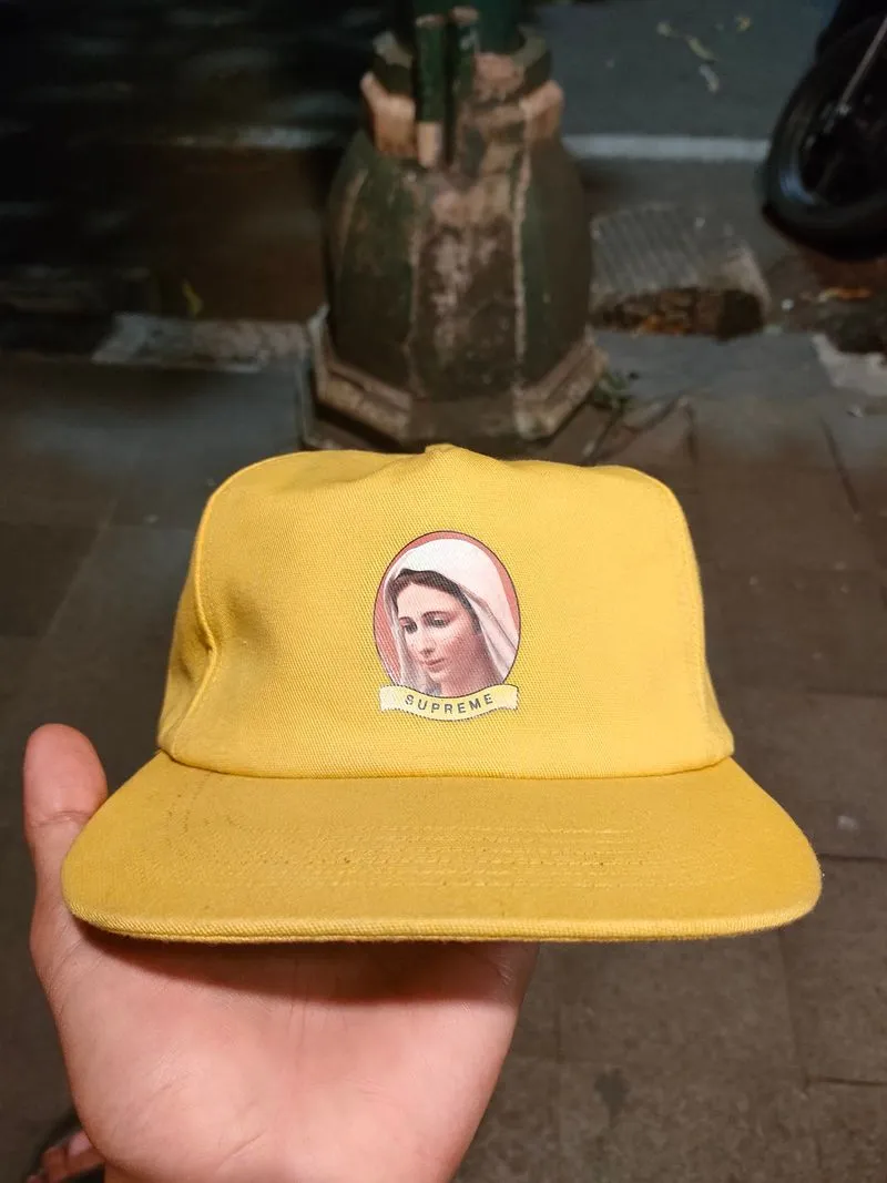 Topi Snapback Supreme Mary photo 1