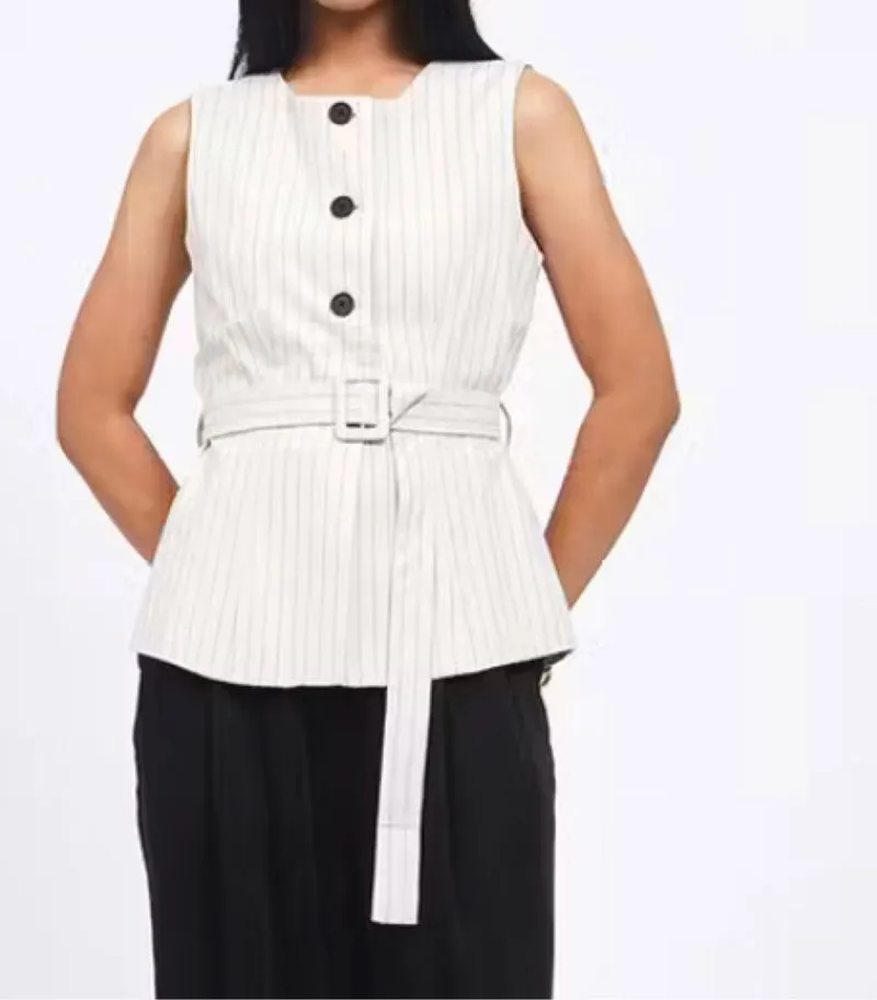 Executive Round Neck Vest with Belt Details Beige photo 1