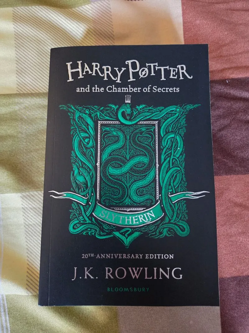 Buku Harry Potter and The Chamber of Secrets photo 1