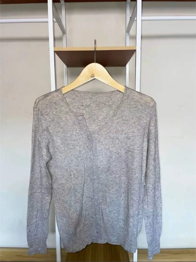 Cardigan Abu-abu photo 1