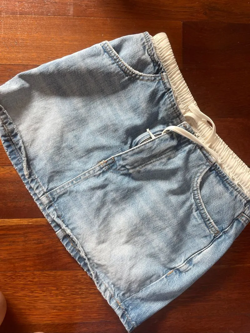 BERSHKA 2000s SKIRT S photo 1