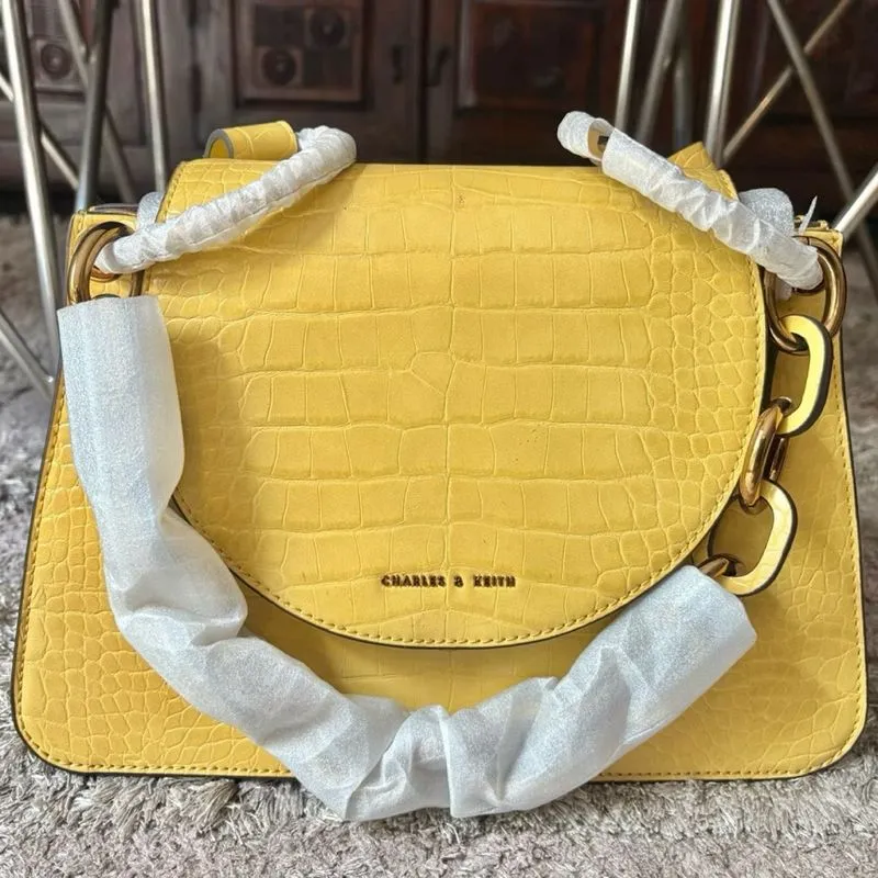 Charles & Keith Croco Handbag Chunky Big Size YellowOriginal photo 1