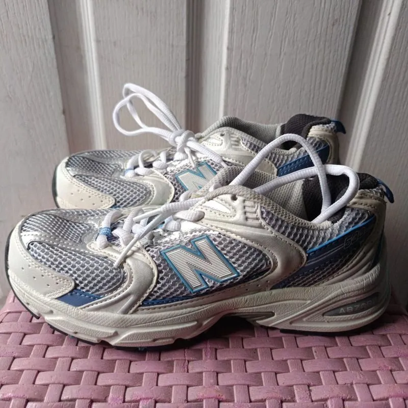Nb 530 white blue photo 1