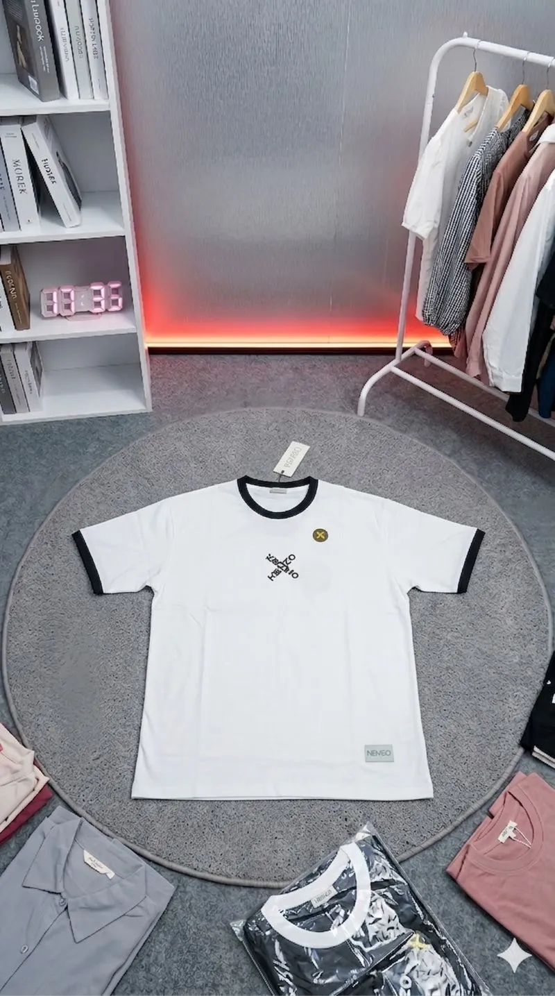 Hana Styles Kaos Cowo T-Shirt Putih dengan Kerah  photo 1