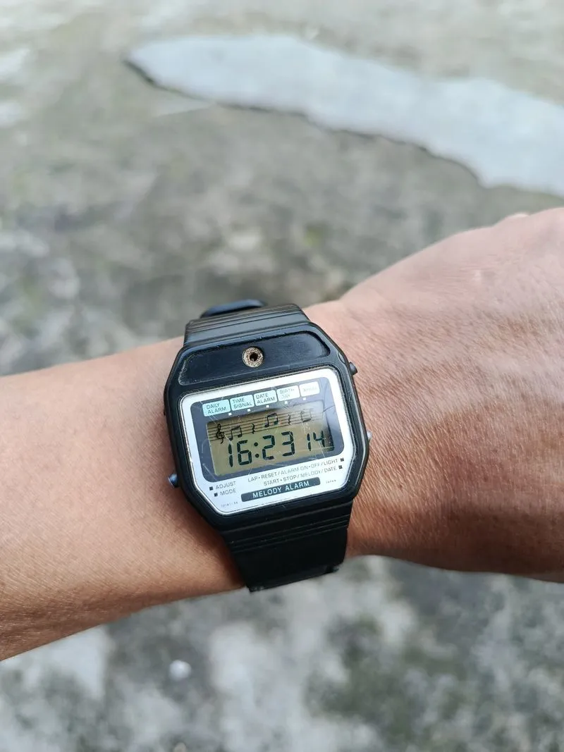 RARE Vintage 80s Casio Melody Alarm photo 1