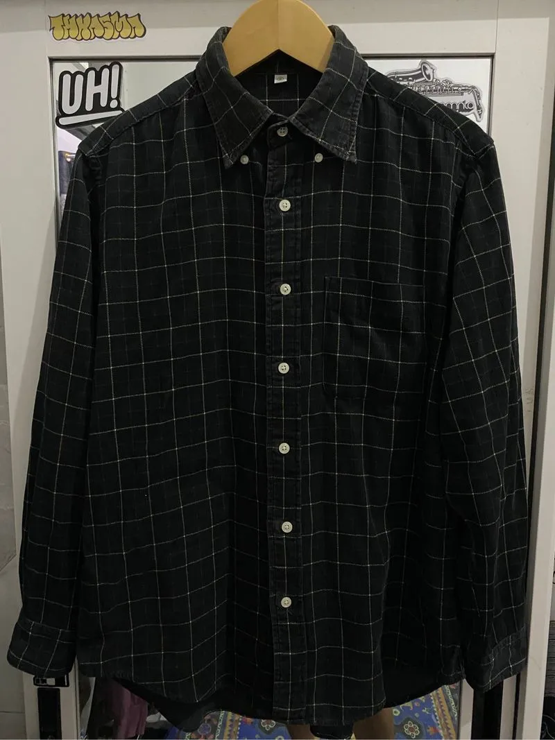 Kemeja flanel UNIQLO photo 1