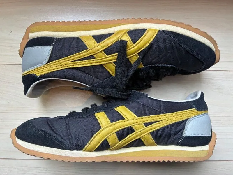 Onitsuka Tiger California 78 Sneaker (9,5) Black & Gold  photo 1