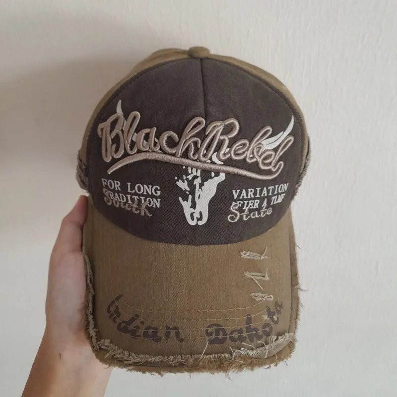Topi photo 1