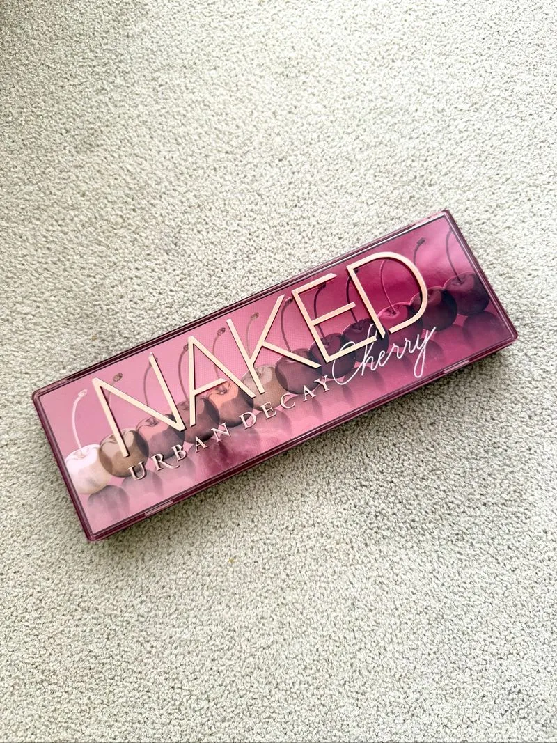 Urban decay cherry eyeshadow photo 1