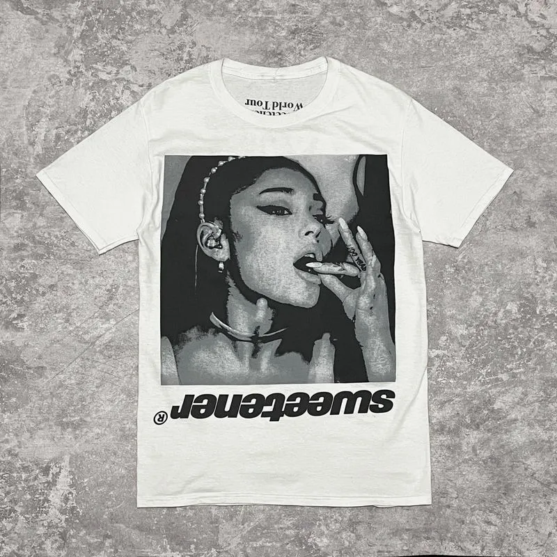 Kaos Singer Ariana Grande Sweetener Tour Official Merch photo 1