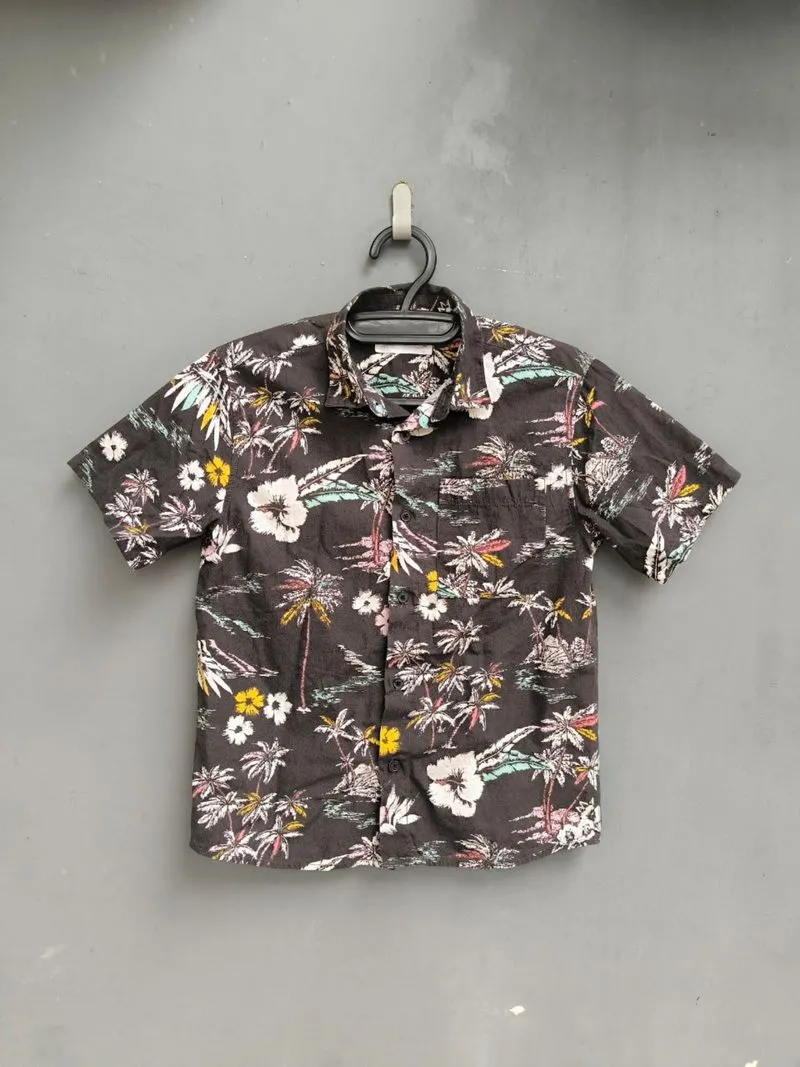 Kemeja Zara Motif Hawaii Remaja Unisex Bisa Pakai photo 1