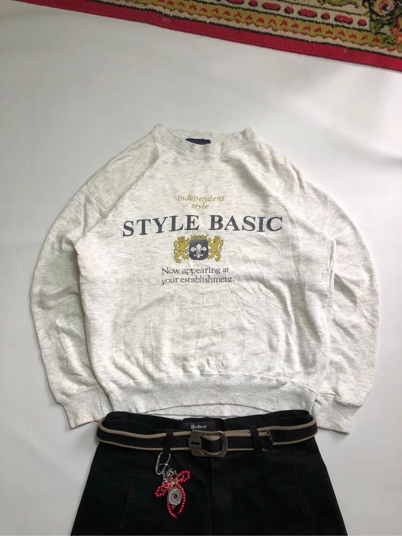 Sweaters Vintage and Streetwears, Brand AndLo photo 1