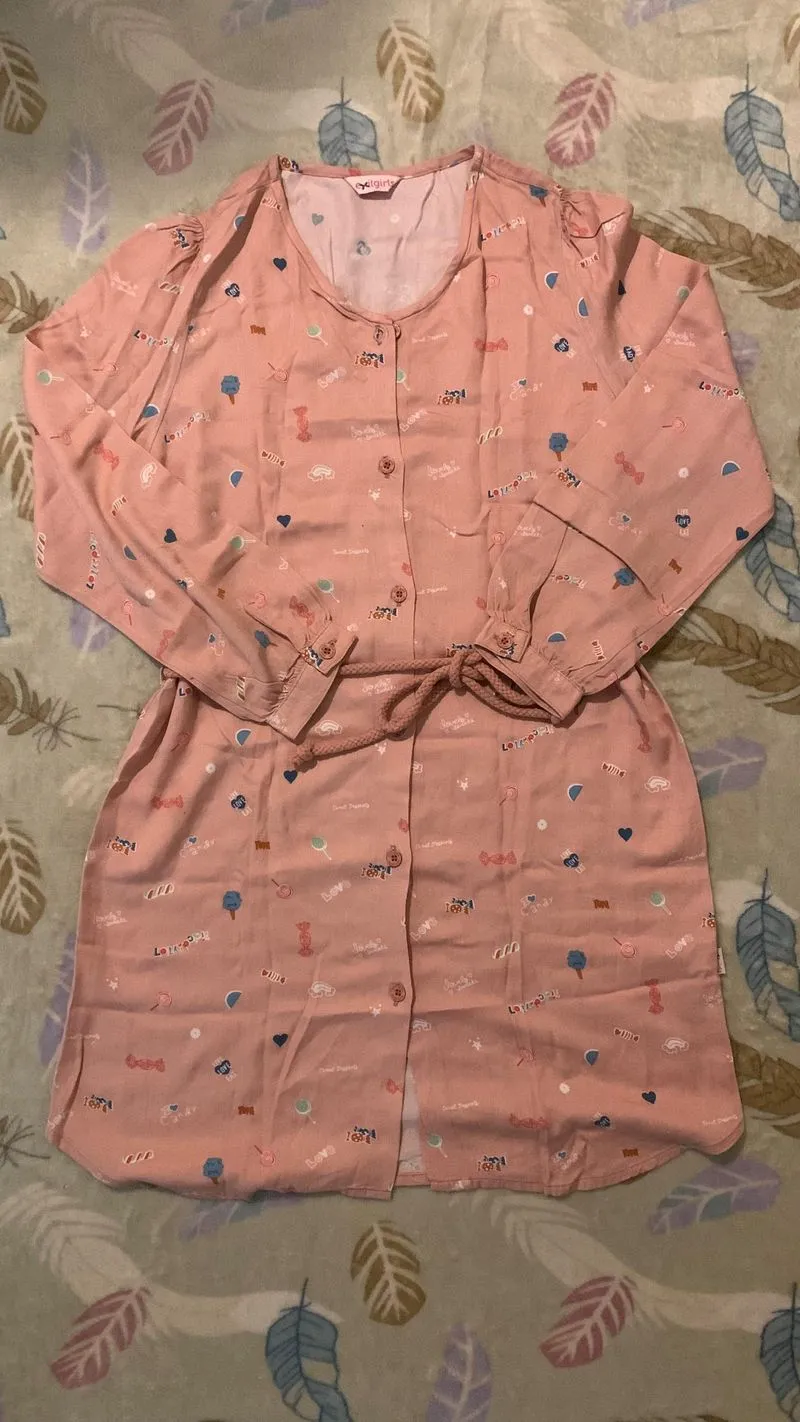 Blouse Anak dengan Motif Doodle photo 1